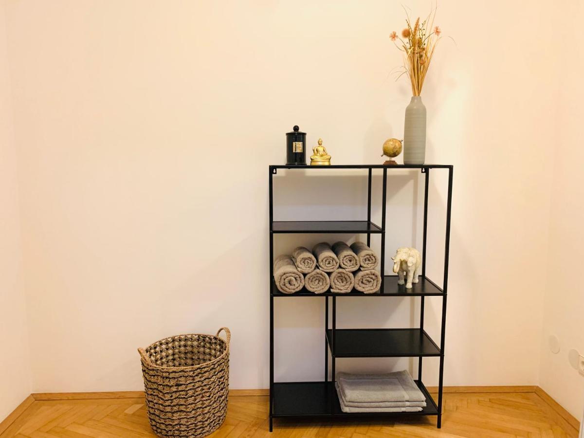 Ruhige Wohnung Im Gasometer Wien *Wifi*U3*Netflix* Eksteriør bilde