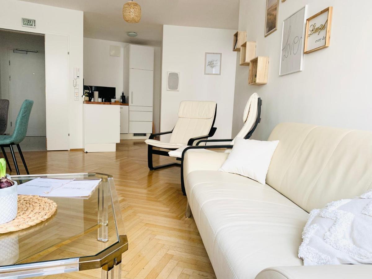 Ruhige Wohnung Im Gasometer Wien *Wifi*U3*Netflix* Eksteriør bilde